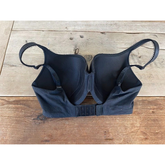 Victoria's Secret Black Shine 32DDD Body by Victoria Perfect Shape Push Up Bra - Picture 2 of 2